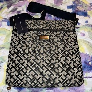 Tommy Hilfiger Crossbody NWT